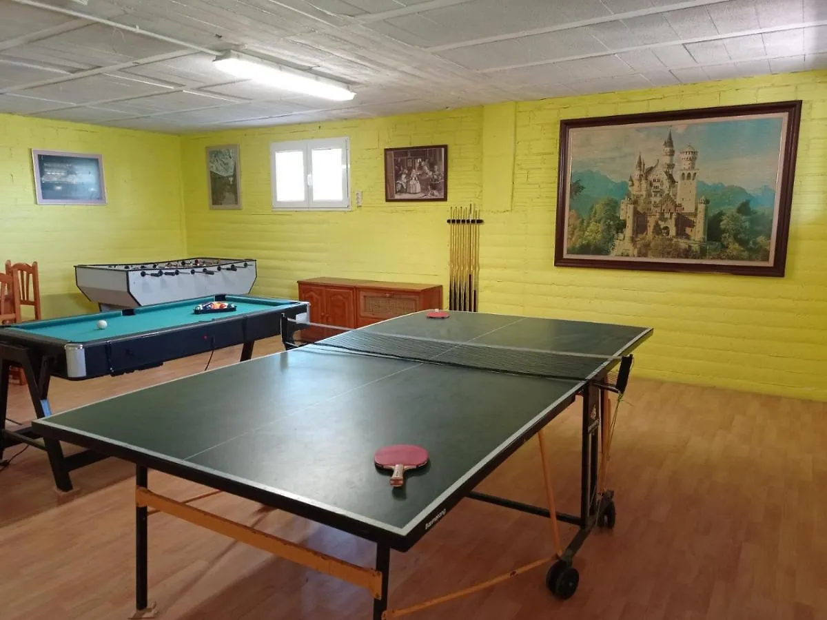 Holiday home Villa Tranquila Con Piscina Y Jardin 